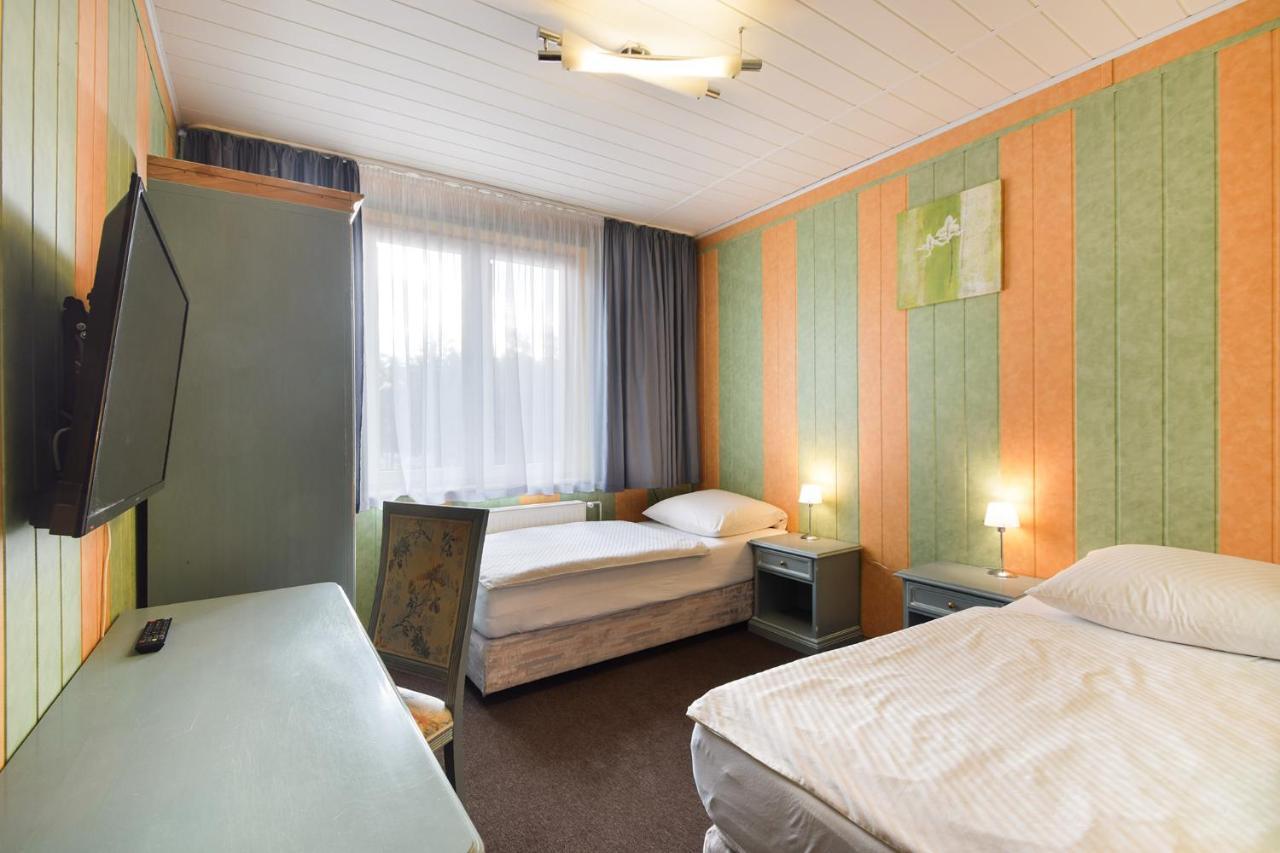 Pokoje Goscinne Stara Masarnia Chojna Extérieur photo